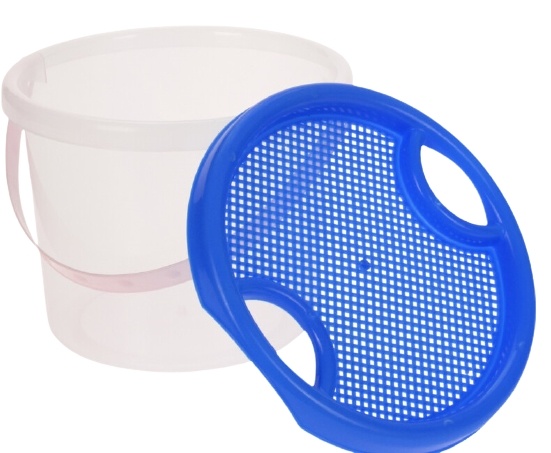 Emmer + net voor het strand