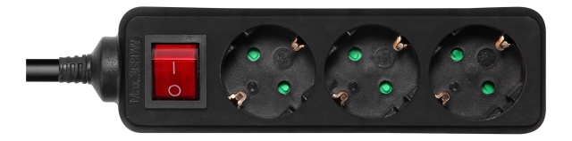 DELTACO outlet 3xCEE 7/3 1xCEE 7/7 switch 5m black