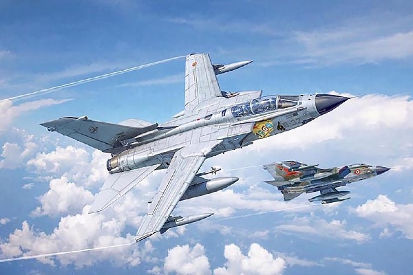 ITALERI 1:32 Tornado IDS 40th Anniversary