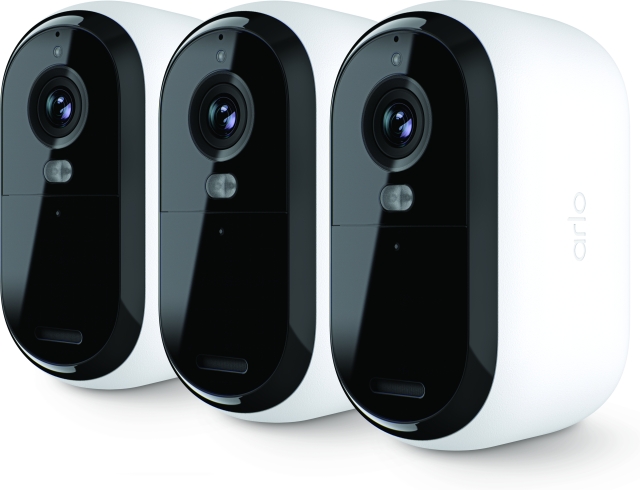 Arlo Essential 2 HD bewakingscamera voor binnen en buiten, 3 stuks productverpakking