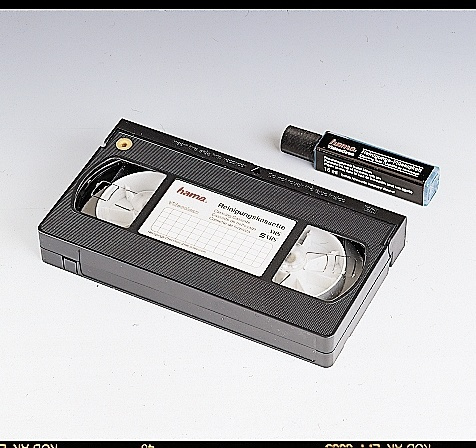 HAMA VHS Rengöringskassett in de groep HOME ELECTRONICS / Opslagmedia / VHS bij TP E-commerce Nordic AB (38-47306)