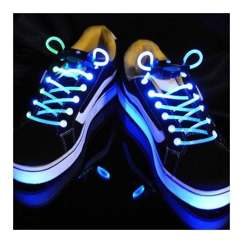 LED schoenveters - gloeien en knipperen in verschillende kleuren in de groep SPORT, VRIJE TIJD & HOBBY / Leuke dingen / Handige spullen bij TP E-commerce Nordic AB (38-5559)