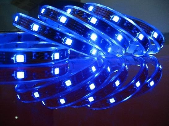 Blauwe LED-strip met dubbelzijdige tape, SMD, 30cm in de groep AUTO / Autoverlichting / Diodelampen / DRL-waarschuwingslampje bij TP E-commerce Nordic AB (38-6016)