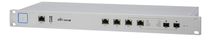 UniFi Security Gateway PRO, 4 Port in de groep COMPUTERS & RANDAPPARATUUR / Netwerk / Routers bij TP E-commerce Nordic AB (38-62601)