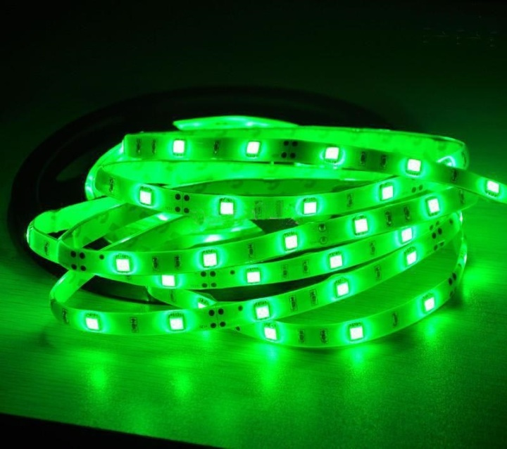 SMD LED-strip, Groen (30cm) in de groep AUTO / Autoverlichting / Diodelampen / DRL-waarschuwingslampje bij TP E-commerce Nordic AB (38-6352)