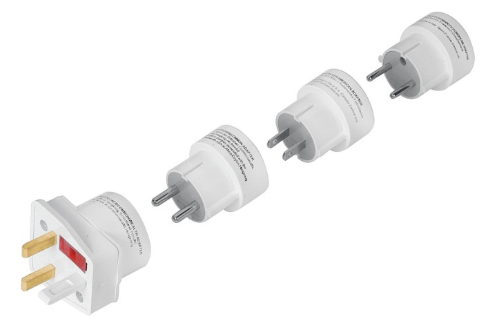 Universal II Travel Adapter P lug Set, 4 pieces in de groep HUISHOUDEN & TUIN / Elektriciteit & Verlichting / Reisadapters bij TP E-commerce Nordic AB (38-64732)