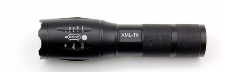 XML-T6 - waterdichte zaklamp met 3800 lumen en zoomeffect in de groep SPORT, VRIJE TIJD & HOBBY / Zaklampen & Hoofdlampen / Zaklampen bij TP E-commerce Nordic AB (38-80758)