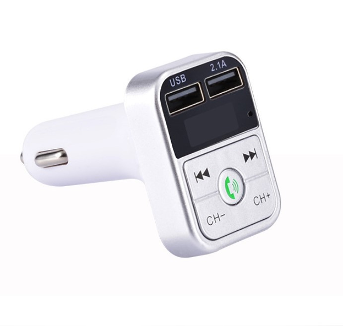 FM-zender met dubbele USB-aansluitingen, display en knoppen, zilver in de groep AUTO / Autoaudio & Multimedia / FM-zender bij TP E-commerce Nordic AB (38-83314)