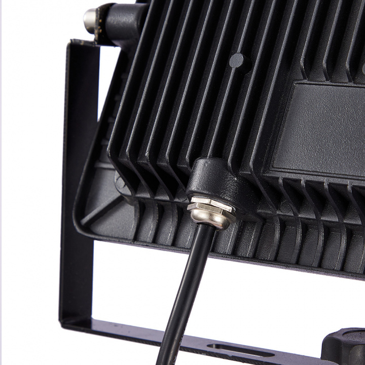 Forever Light Stroomkabel met stekker 3 x 0,75 mm 3 m, Zwart in de groep HUISHOUDEN & TUIN / Elektriciteit & Verlichting / Buitenverlichting / LED-breedstraler bij TP E-commerce Nordic AB (38-86850)