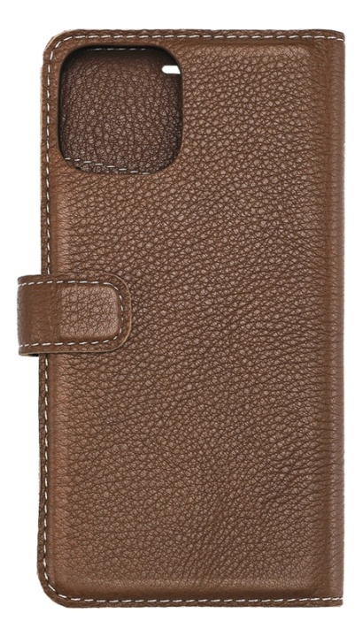 Essentials iPhone 11, Läder wallet avtagbar, brun in de groep SMARTPHONE & TABLETS / Mobielbescherming / Apple / Lippenstift / Wallet Case bij TP E-commerce Nordic AB (38-92916)