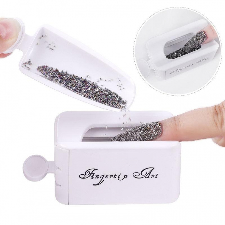 Manicure gereedschapsset, recycle ladesysteem in de groep BEAUTY & HEALTH / Manicure/pedicure / Nagelkit bij TP E-commerce Nordic AB (38-94601)