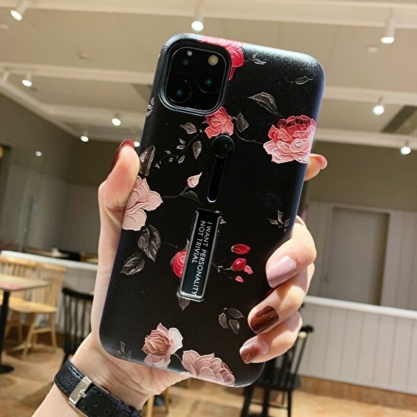 Fashion hoesje met vingerhouder - iPhone 11 Pro, Bloemen in de groep SMARTPHONE & TABLETS / Mobielbescherming / Apple / Make-up spiegel / Verzinnen bij TP E-commerce Nordic AB (38-97542)