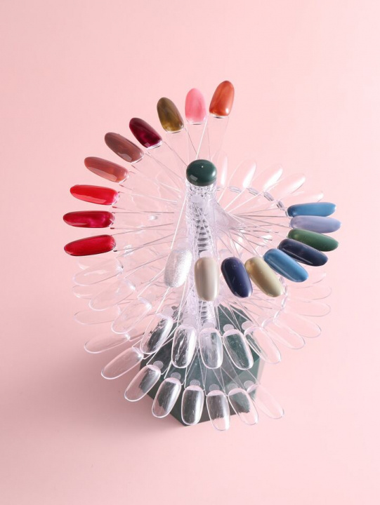 Nagellak displaystandaard 60 tips in de groep BEAUTY & HEALTH / Manicure/pedicure / Nagellak bij TP E-commerce Nordic AB (38-98791)