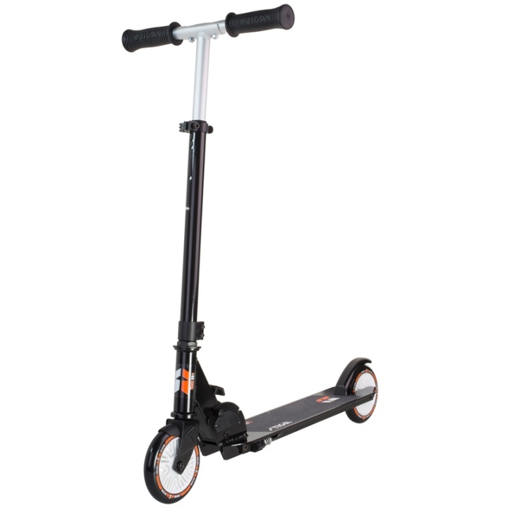 Stiga Kick Scooter Track 120-S Black in de groep SPEELGOED, KINDER- & BABYPRODUCTEN / Buitenspeelgoed / Sport & Spel bij TP E-commerce Nordic AB (A01054)