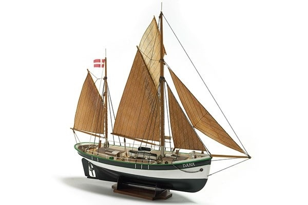 1:60 Dana - Plastic hull in de groep SPORT, VRIJE TIJD & HOBBY / Hobby / Houten modellen / Schepen bij TP E-commerce Nordic AB (A05396)