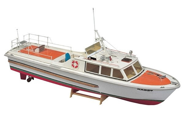 1:30 Kadet - Plastic hull in de groep SPORT, VRIJE TIJD & HOBBY / Hobby / Houten modellen / Schepen bij TP E-commerce Nordic AB (A05434)