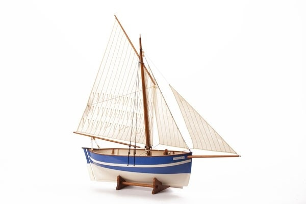 1:30 ESPERANCE - Wooden hull in de groep SPORT, VRIJE TIJD & HOBBY / Hobby / Houten modellen / Schepen bij TP E-commerce Nordic AB (A05441)