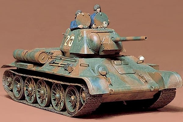 Tamiya 1/35 T34/76 RUSSISK TANK in de groep SPORT, VRIJE TIJD & HOBBY / Hobby / Kunststof modellen / Militaire voertuigen (land) bij TP E-commerce Nordic AB (A06261)