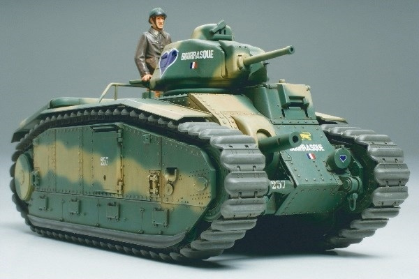 Tamiya 1/35 French battle tank B1 bis in de groep SPORT, VRIJE TIJD & HOBBY / Hobby / Kunststof modellen / Militaire voertuigen (land) bij TP E-commerce Nordic AB (A06408)