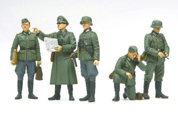 Tamiya 1/35 German Field Commander in de groep SPORT, VRIJE TIJD & HOBBY / Hobby / Kunststof modellen / Figuren bij TP E-commerce Nordic AB (A06473)