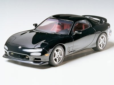 Tamiya 1/24 Mazda RX-7 R1 in de groep SPORT, VRIJE TIJD & HOBBY / Hobby / Kunststof modellen / Auto\'s bij TP E-commerce Nordic AB (A06595)