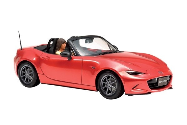 Tamiya 1/24 Mazda MX-5 in de groep SPORT, VRIJE TIJD & HOBBY / Hobby / Kunststof modellen / Auto\'s bij TP E-commerce Nordic AB (A06598)