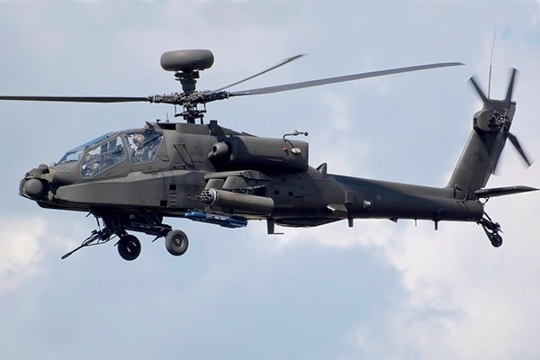 Italeri 1:48 AH-64D APACHE LONGBOW in de groep SPORT, VRIJE TIJD & HOBBY / Hobby / Kunststof modellen / Vliegtuigen/helikopters bij TP E-commerce Nordic AB (A07117)