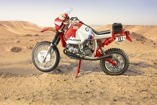 Italeri 1:9 B.M.W. 1000 Dakar 1985 in de groep SPORT, VRIJE TIJD & HOBBY / Hobby / Kunststof modellen / Motorfietsen bij TP E-commerce Nordic AB (A07310)