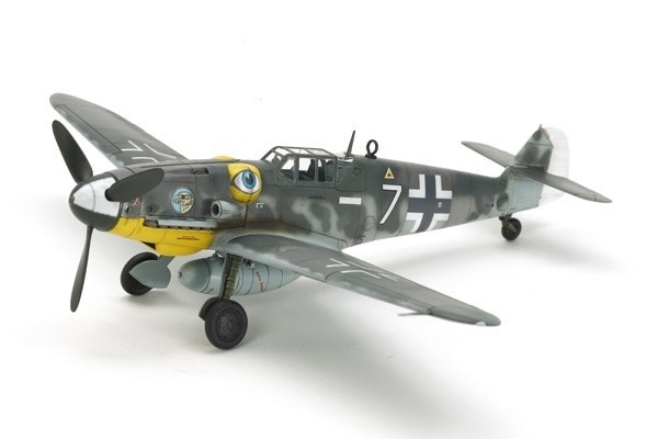 Tamiya 1:72 Messerschmitt Bf109 G-6 in de groep SPORT, VRIJE TIJD & HOBBY / Hobby / Kunststof modellen / Vliegtuigen/helikopters bij TP E-commerce Nordic AB (A07376)