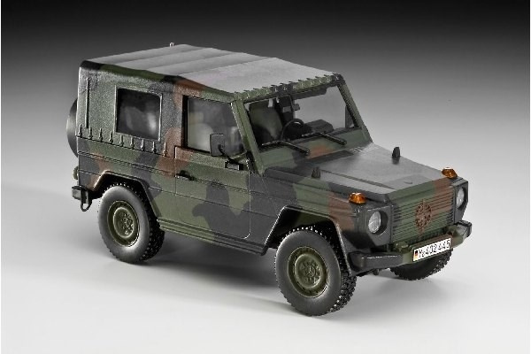 Revell Lkw gl leicht \'Wolf in de groep SPORT, VRIJE TIJD & HOBBY / Hobby / Kunststof modellen / Militaire voertuigen (land) bij TP E-commerce Nordic AB (A07530)