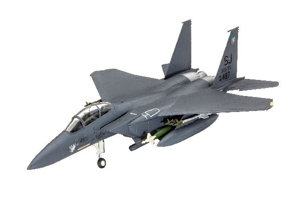 Revell F-15E STRIKE EAGLE & bombs in de groep SPORT, VRIJE TIJD & HOBBY / Hobby / Kunststof modellen / Vliegtuigen/helikopters bij TP E-commerce Nordic AB (A07674)