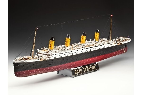 Revell 100 Years Titanic (Spec,Edition) in de groep SPORT, VRIJE TIJD & HOBBY / Hobby / Kunststof modellen / Startpakketten/Cadeausets bij TP E-commerce Nordic AB (A07825)