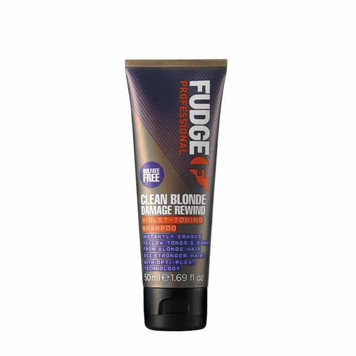 Fudge Clean Blonde Damage Rewind Violet Shampoo 50ml in de groep BEAUTY & HEALTH / Haar & Styling / Haarverzorging / Shampoo bij TP E-commerce Nordic AB (A10919)