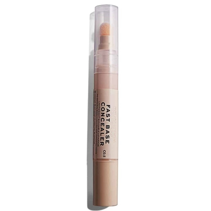 Makeup Revolution Fast Base Concealer C0.5 in de groep BEAUTY & HEALTH / Makeup / Make-up gezicht / Concealer bij TP E-commerce Nordic AB (A11821)