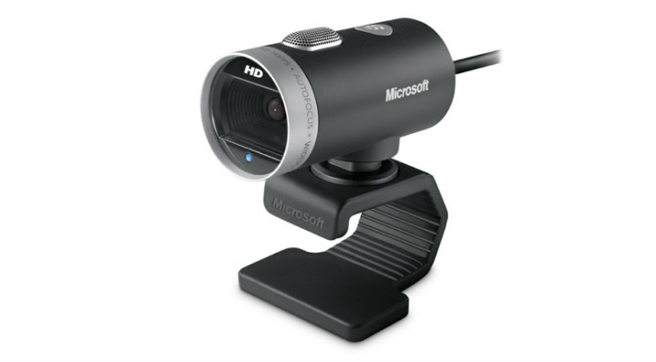 Microsoft LifeCam Cinema webbkameror 1 MP 1280 x 720 pixlar USB 2.0 Svart, Silve in de groep COMPUTERS & RANDAPPARATUUR / Computeraccessoires / Webcamera\'s bij TP E-commerce Nordic AB (A16097)