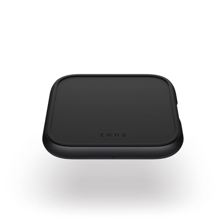 ZENS Single Alu. QI charger + USB-A out 10W inkl 18W USB-C PD Black in de groep SMARTPHONE & TABLETS / Opladers & Kabels / Draadloze Qi-oplader bij TP E-commerce Nordic AB (A16479)