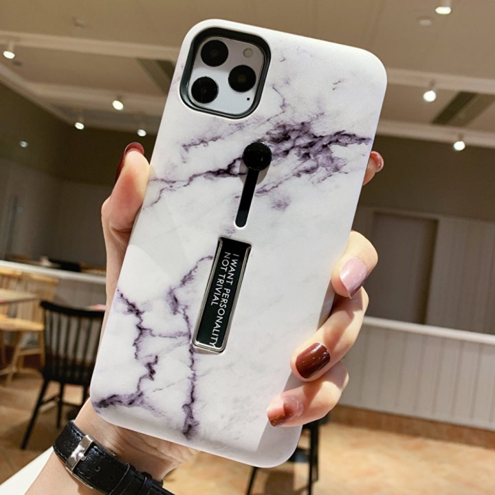Fashion hoesje met vingerhouder - iPhone 12 Pro Max, Wit marmer in de groep SMARTPHONE & TABLETS / Mobielbescherming / Apple / IPL en laser bij TP E-commerce Nordic AB (A20852)