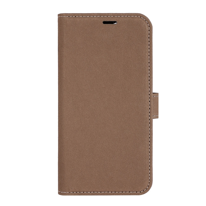 ONSALA ECO Mobile Wallet Brown iPhone 13 in de groep SMARTPHONE & TABLETS / Mobielbescherming / Apple / iPhone 13 / Wallet Case bij TP E-commerce Nordic AB (C00196)