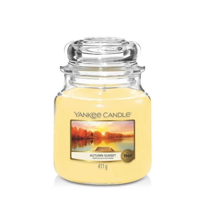 Yankee Candle Classic Medium Jar Autumn Sunset 411g in de groep BEAUTY & HEALTH / Geuren & Parfum / Overige geuren / Geurkaarsen bij TP E-commerce Nordic AB (C00644)