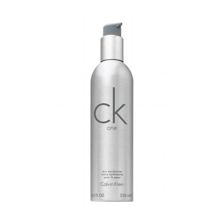 Calvin Klein CK One Skin Moisturizer 250ml in de groep BEAUTY & HEALTH / Huidsverzorging / Lichaamsverzorging / Body lotion bij TP E-commerce Nordic AB (C04108)