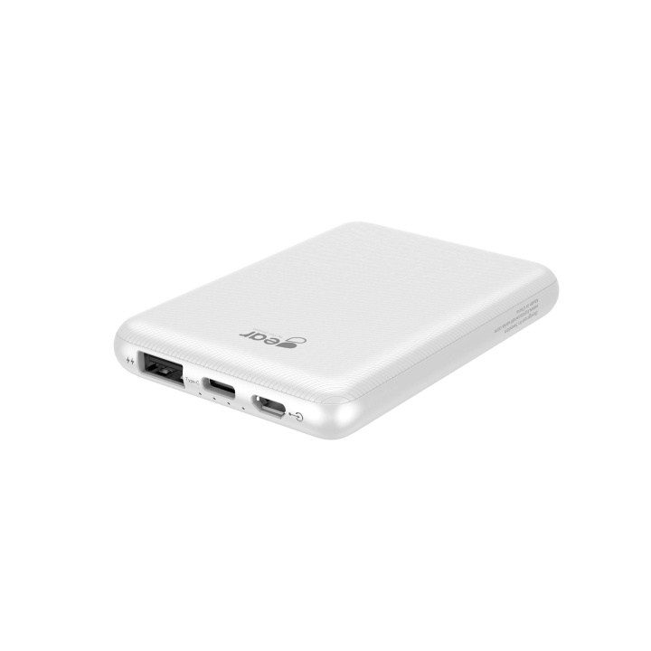 GEAR Powerbank 5000mAh LiPolymer Ultracompact 2A 1xUSB-C 2xUSB-A 1xMicroUSB White in de groep SMARTPHONE & TABLETS / Opladers & Kabels / Powerbanks bij TP E-commerce Nordic AB (C04448)
