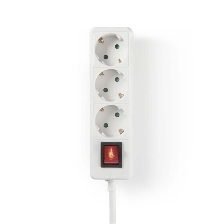 Nedis Stekkerdoos | Randaarde stekker / Type F (CEE 7/7) | 3-wegs | 1.50 m | 3680 W | 16 A | Soort aarding: Zijcontacten | 230 V AC 50/60 Hz | Hoek van stopcontact: 45 ° | H05VV-F 3G 1,5 mm² | Aan/uit knop | Wit in de groep HUISHOUDEN & TUIN / Elektriciteit & Verlichting / Stekkerblokken bij TP E-commerce Nordic AB (C06106)