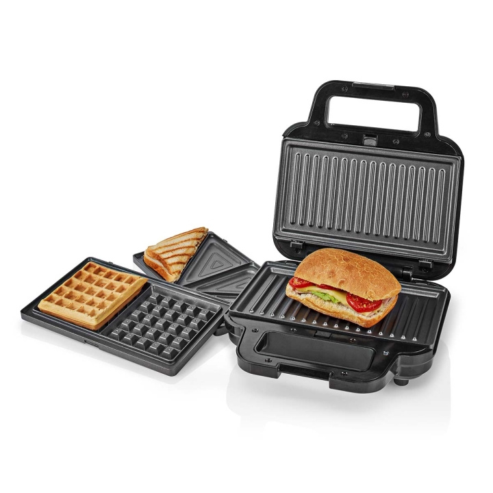 Nedis Multi grill | Grill / Sandwich / Waffle | 700 W | 22 x 12.5 cm | Automatische temperatuurregeling | Kunststof / Roestvrij Staal in de groep HUISHOUDEN & TUIN / Huishoudelijke apparaten / Broodroosters & Broodgrills / Broodroosters bij TP E-commerce Nordic AB (C06456)
