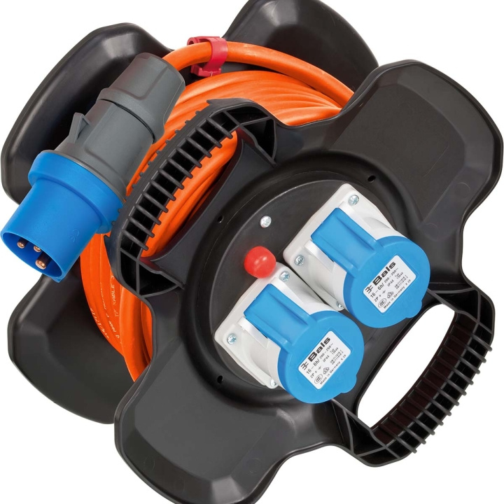 brennenstuhl CEE Kabelhaspel van speciaal rubbermengsel (10 m kabel in oranje, Camping Kabelhaspel voor permanent buitengebruik IP44, 2x CEE-Contactdozen, 3x Contactdozen ) in de groep HUISHOUDEN & TUIN / Elektriciteit & Verlichting / Verlengkabels bij TP E-commerce Nordic AB (C06487)