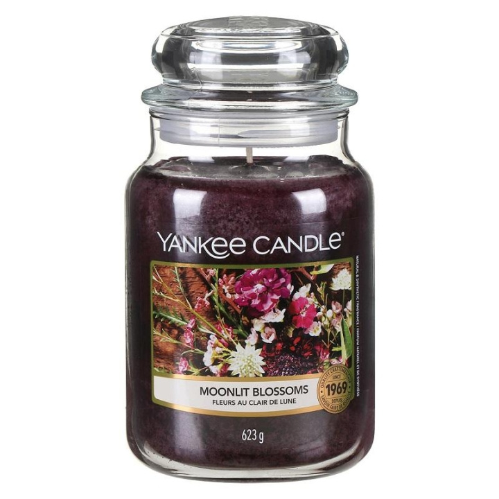Yankee Candle Classic Medium Jar Moonlit Blossoms 411g in de groep BEAUTY & HEALTH / Geuren & Parfum / Overige geuren / Geurkaarsen bij TP E-commerce Nordic AB (C10999)