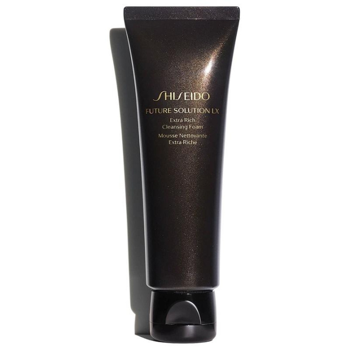 Shiseido Future Solution LX Extra Rich Cleansing Foam 125ml in de groep BEAUTY & HEALTH / Huidsverzorging / Gezicht / Schoonmaak bij TP E-commerce Nordic AB (C11116)