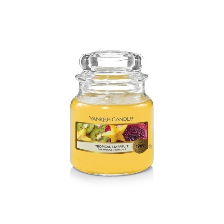 Yankee Candle Classic Small Jar Tropical Starfruit 104g in de groep BEAUTY & HEALTH / Geuren & Parfum / Overige geuren / Geurkaarsen bij TP E-commerce Nordic AB (C12950)