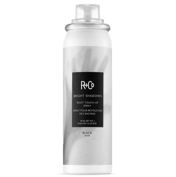 R+Co Bright Shadows Root Touch-Up Spray Black 59ml in de groep BEAUTY & HEALTH / Haar & Styling / Hair styling / Volumepoeder bij TP E-commerce Nordic AB (C13357)