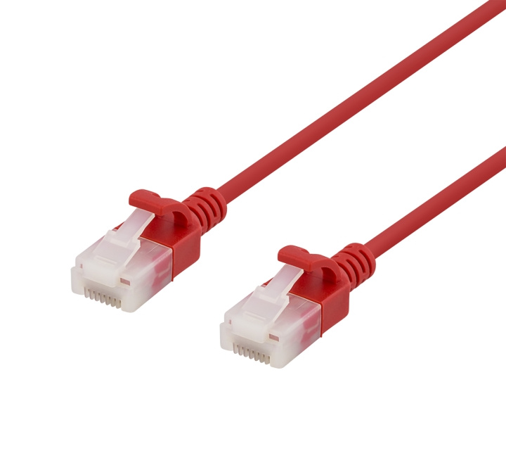 DELTACO U/UTP Cat6a patchkabel, slim, 3,5mm i diameter, 0,3m, röd in de groep COMPUTERS & RANDAPPARATUUR / Computerkabels / Netwerkkabels / Cat6 bij TP E-commerce Nordic AB (C18289)