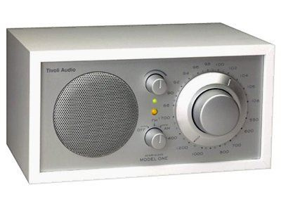 Tivoli Audio Model One Silver White in de groep HOME ELECTRONICS / Audio & Beeld / Thuisbioscoop, Hifi en Draagbaar / Radio & Wekkers / Draadloze audiozender bij TP E-commerce Nordic AB (C19757)